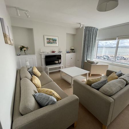 Lovely Seafront 2 Bedroom Apartment 4 Aberdyfi Dış mekan fotoğraf