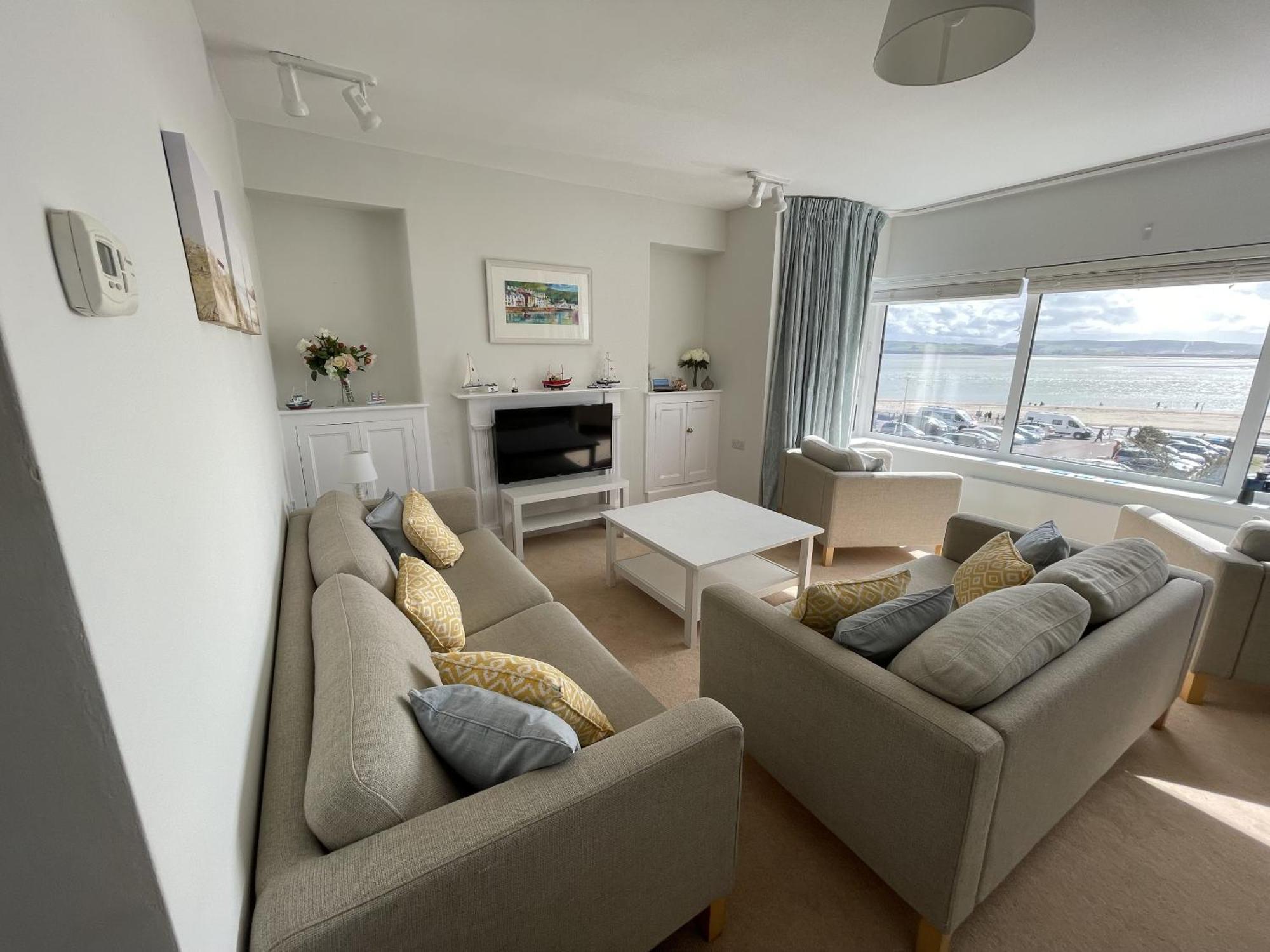 Lovely Seafront 2 Bedroom Apartment 4 Aberdyfi Dış mekan fotoğraf