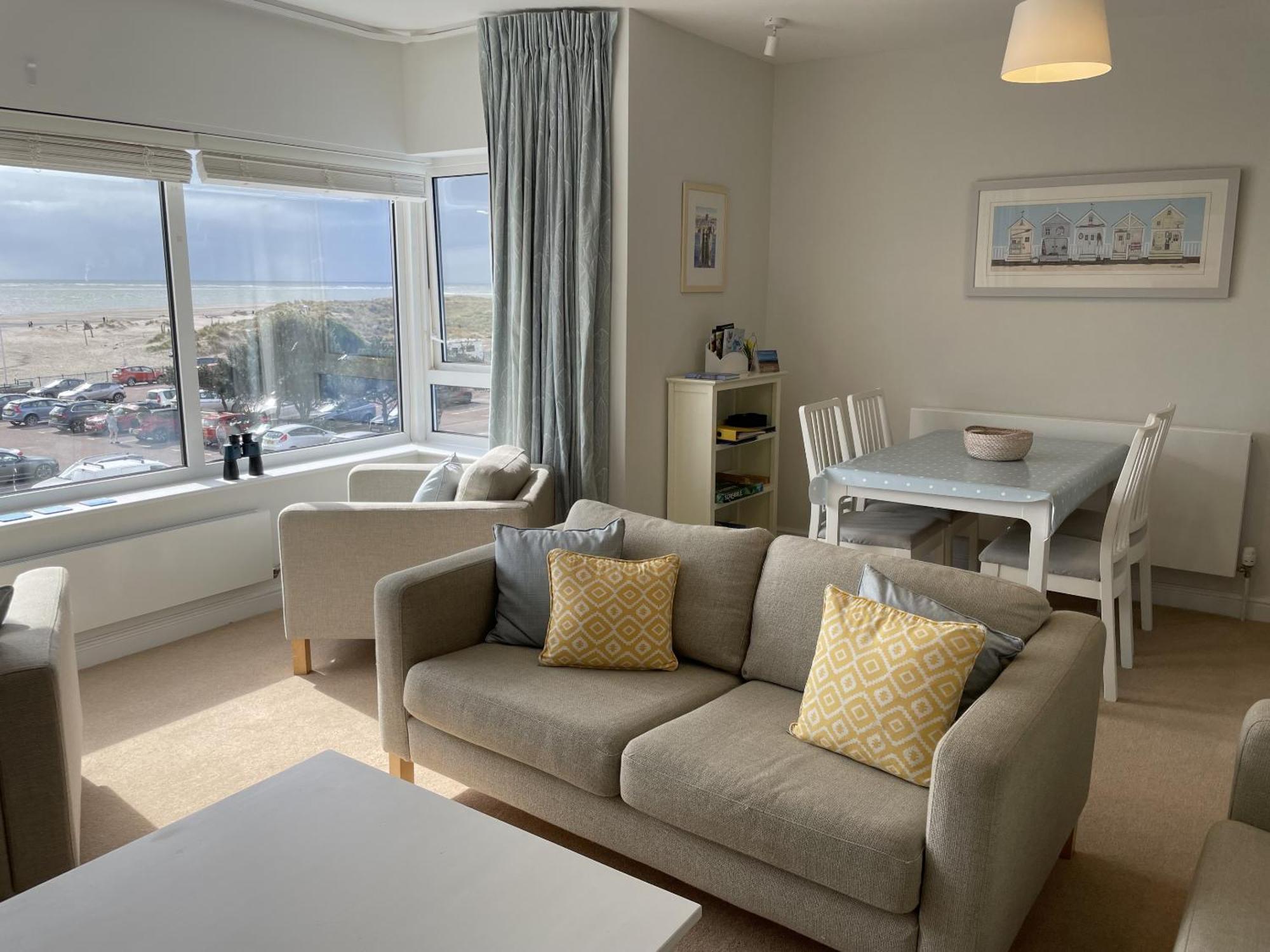 Lovely Seafront 2 Bedroom Apartment 4 Aberdyfi Dış mekan fotoğraf